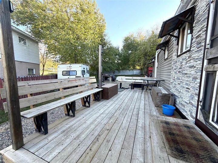 Property Photo:  14 Crang's Trailer Court  MB R0K 2A0 