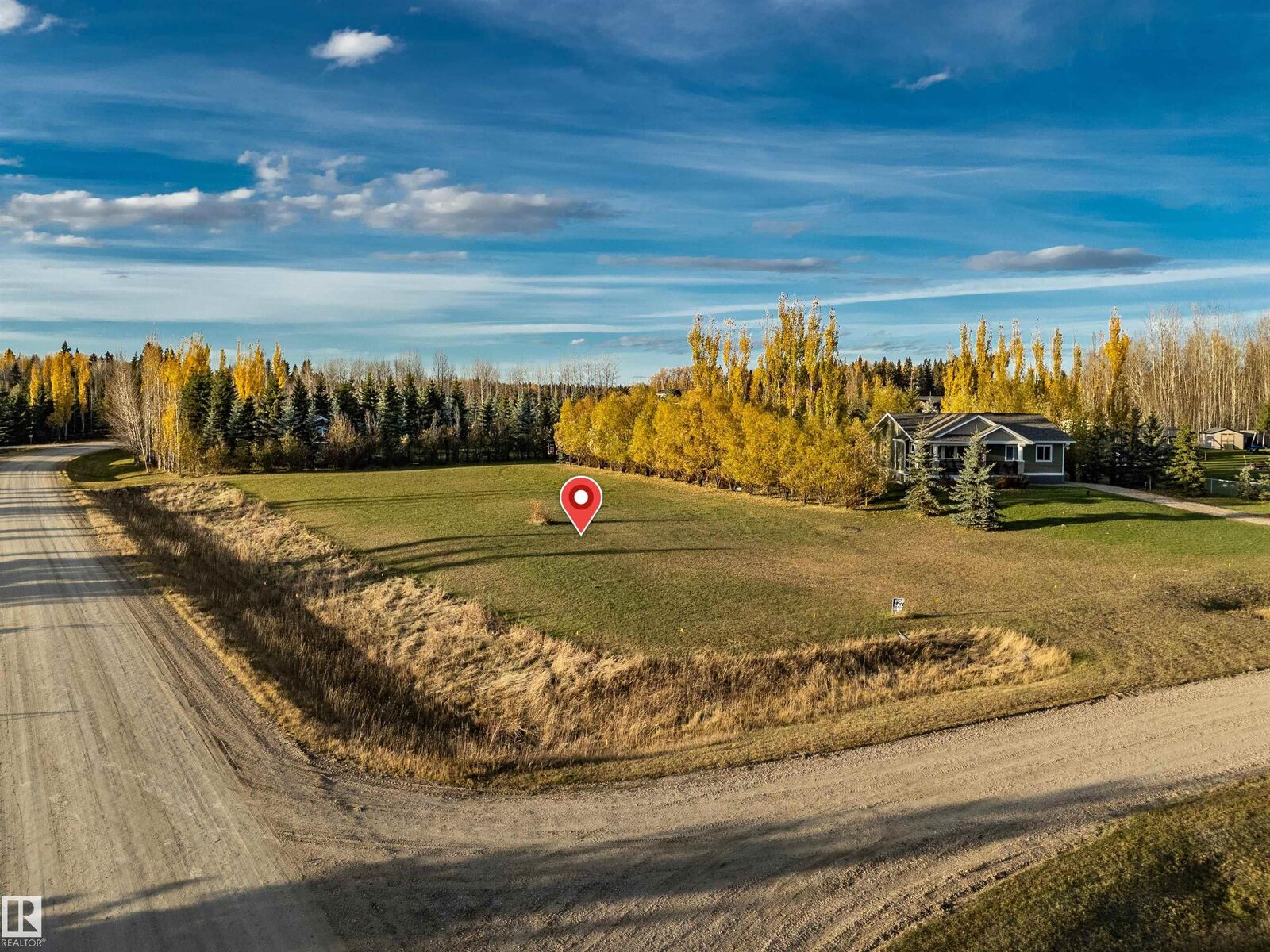 Property Photo:  5-06-046-36-SE  AB T0C 0T0 