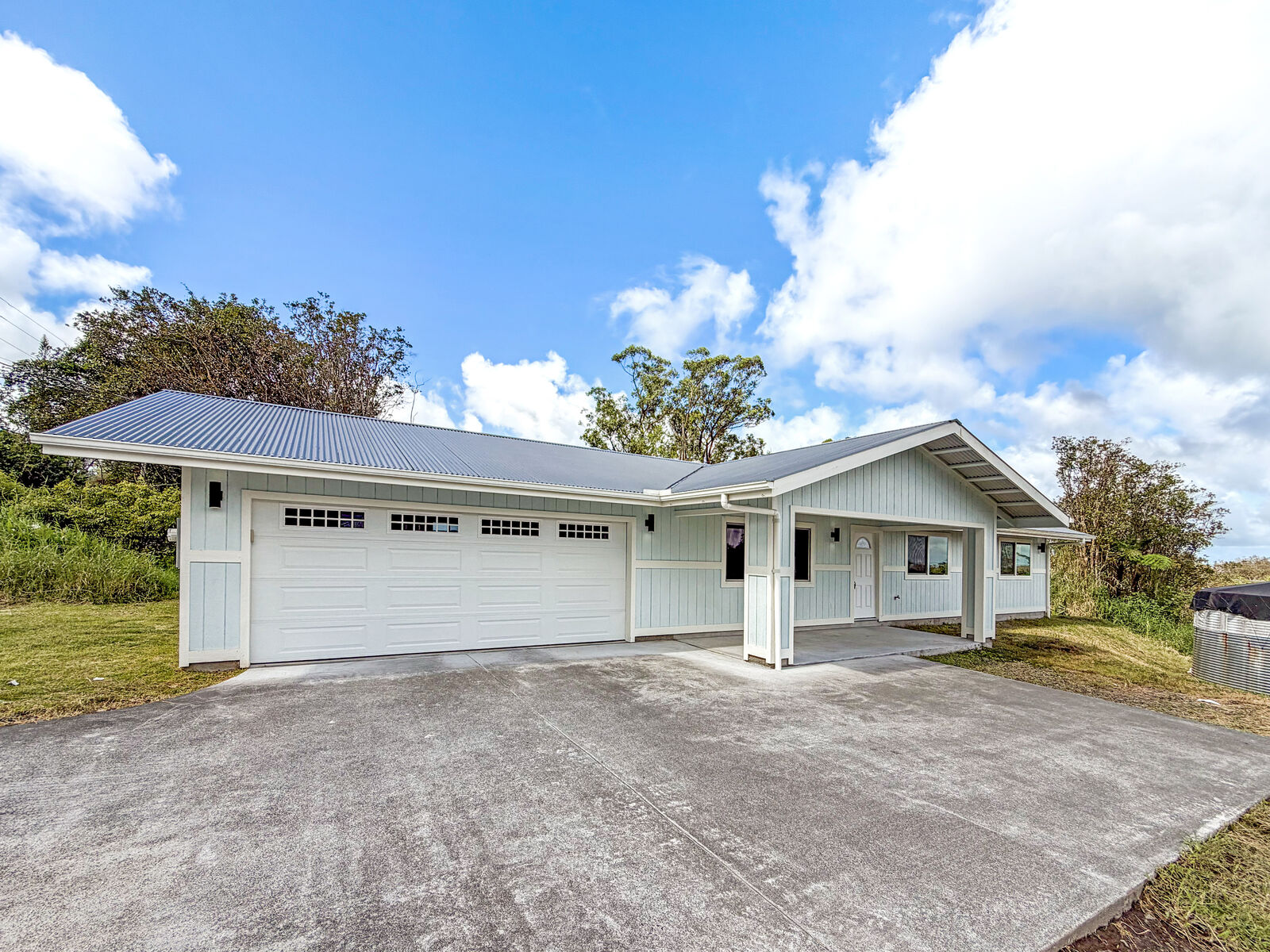 Property Photo:  18-4108 Haumalu St  HI 96771 