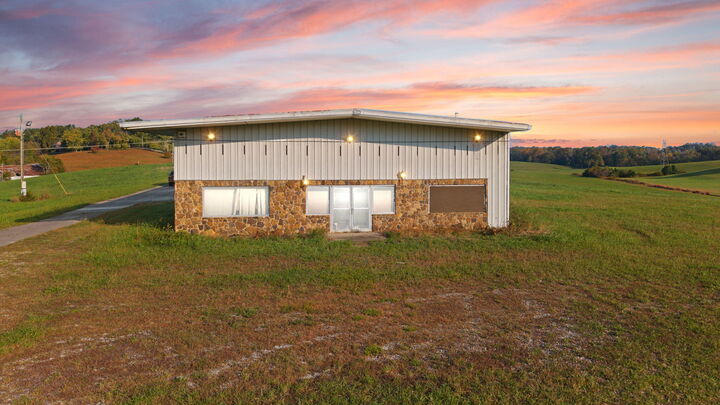 Property Photo: 3163 5th Street Road KY 40701