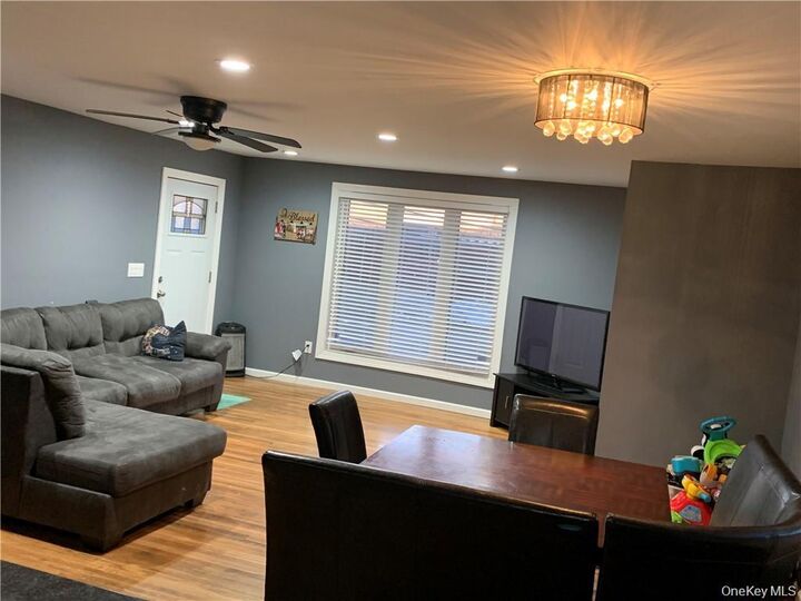 Property Photo:  322 Robinson Avenue  NY 12550 