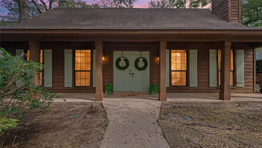 Property Photo: 445 Brindlewood Drive AL 36608
