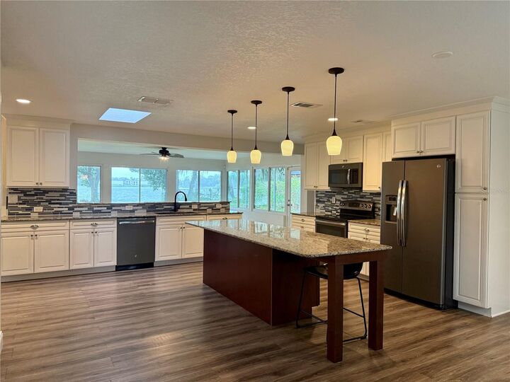 Property Photo: 7797 Broken Arrow Trail FL 32792