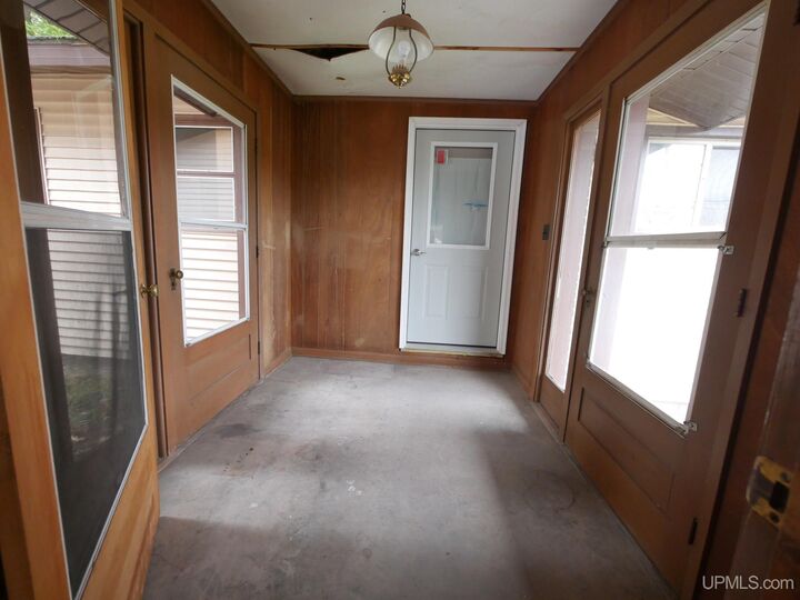 Property Photo:  20840 Royce Road  MI 49930 
