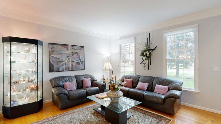 Property Photo:  1567 Wedgewood Place  MI 48732 