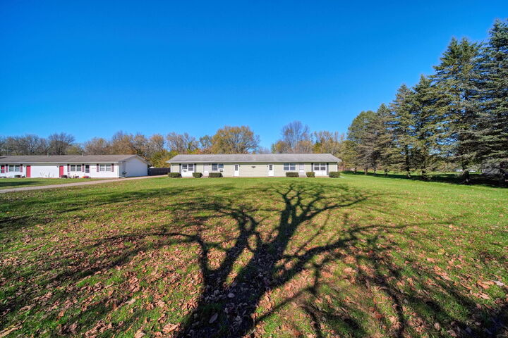 Property Photo: 8472/8474 King Road MI 49283