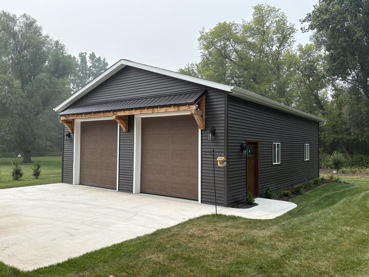 Property Photo:  1694 Leisure Court  MI 49323 