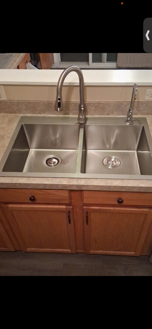 Property Photo: 602 Arbor Circle IL 60051