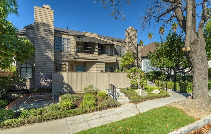 Property Photo:  773 S Marengo Avenue 3  CA 91106 