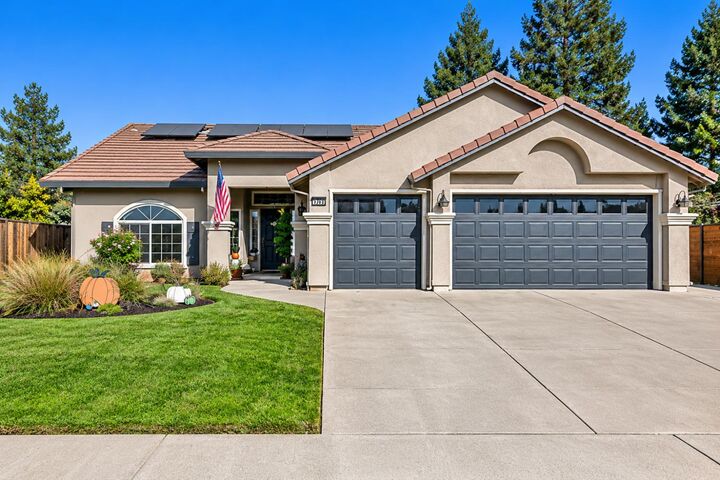 Property Photo:  1703 Augusta Lane  CA 95993 