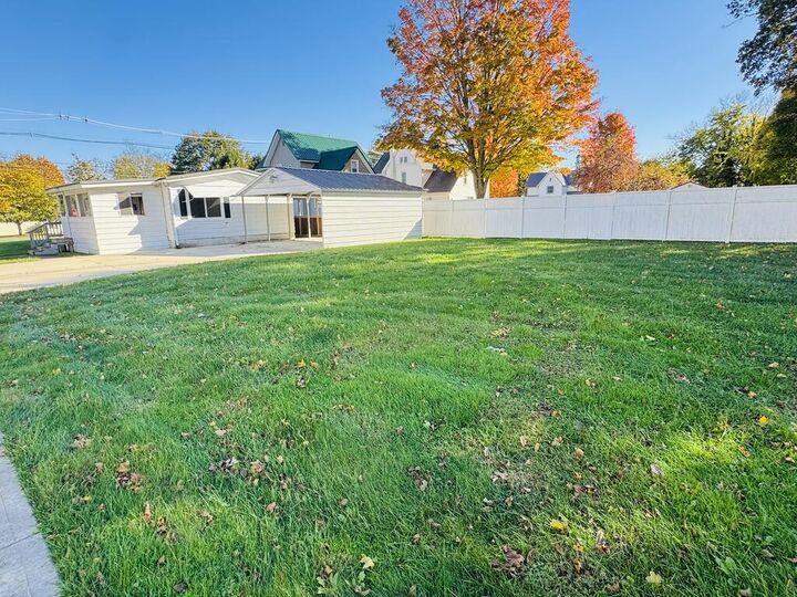 Property Photo:  206 E Cooper St  PA 18810 