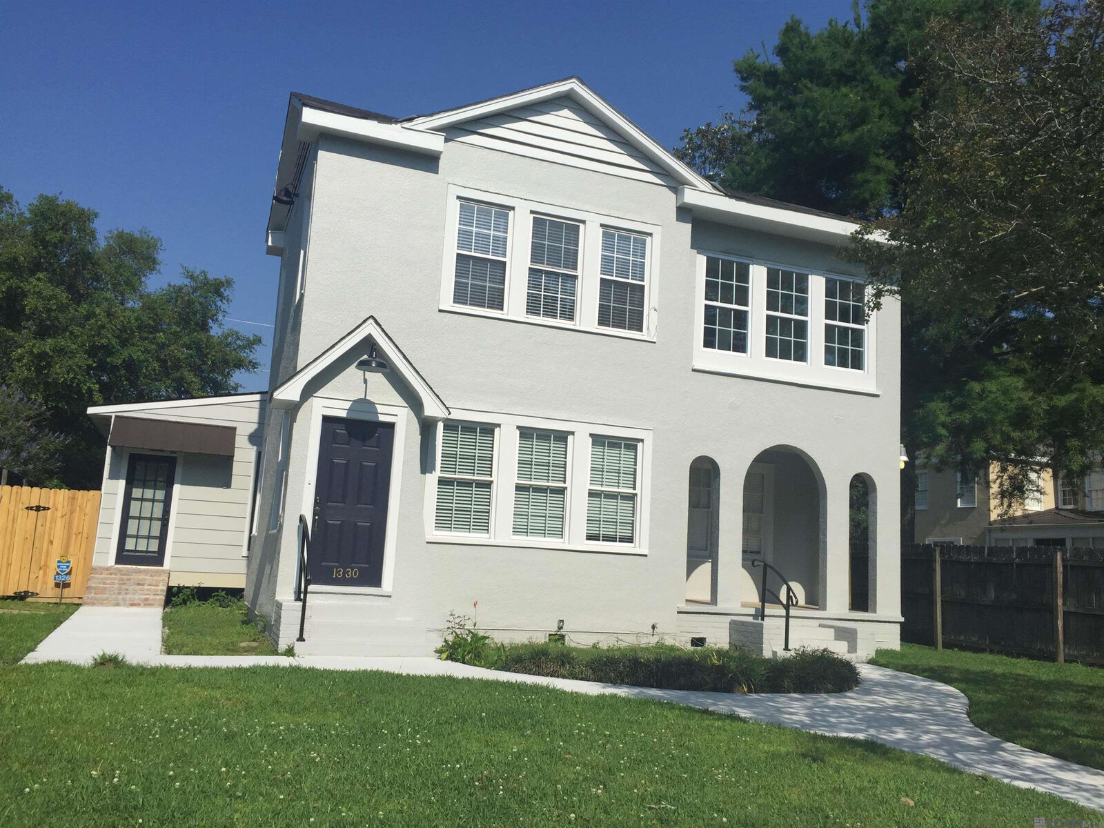Property Photo:  1330 Camellia Ave 1330  LA 70806 
