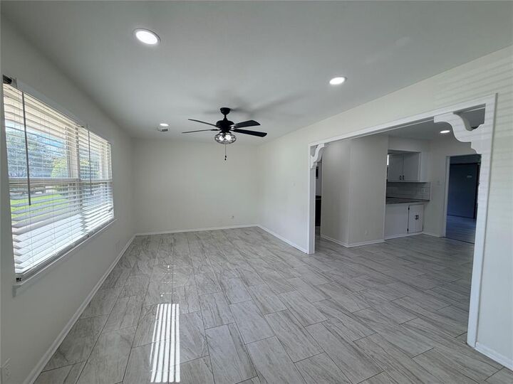 Property Photo: 2119 Greenway Street TX 76010