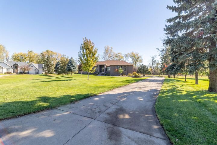 Property Photo:  405 Hiddenwood Hollow  SD 57038 