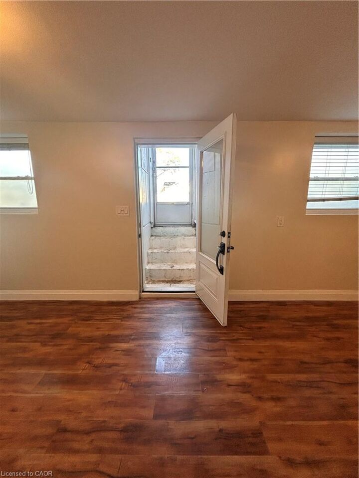 Property Photo: 3 Balmoral Avenue S 1A ON L8M 3J7