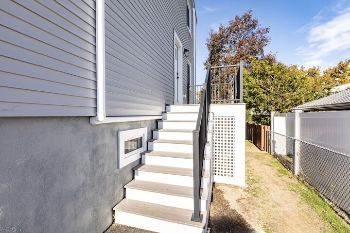 Property Photo:  12 Norcross Circle 12  MA 02474 