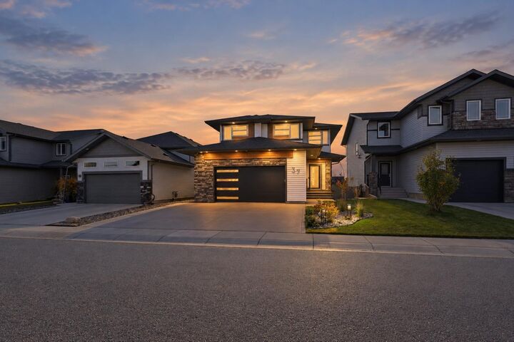 Property Photo:  37 Tanner Street  AB T4P 0S7 
