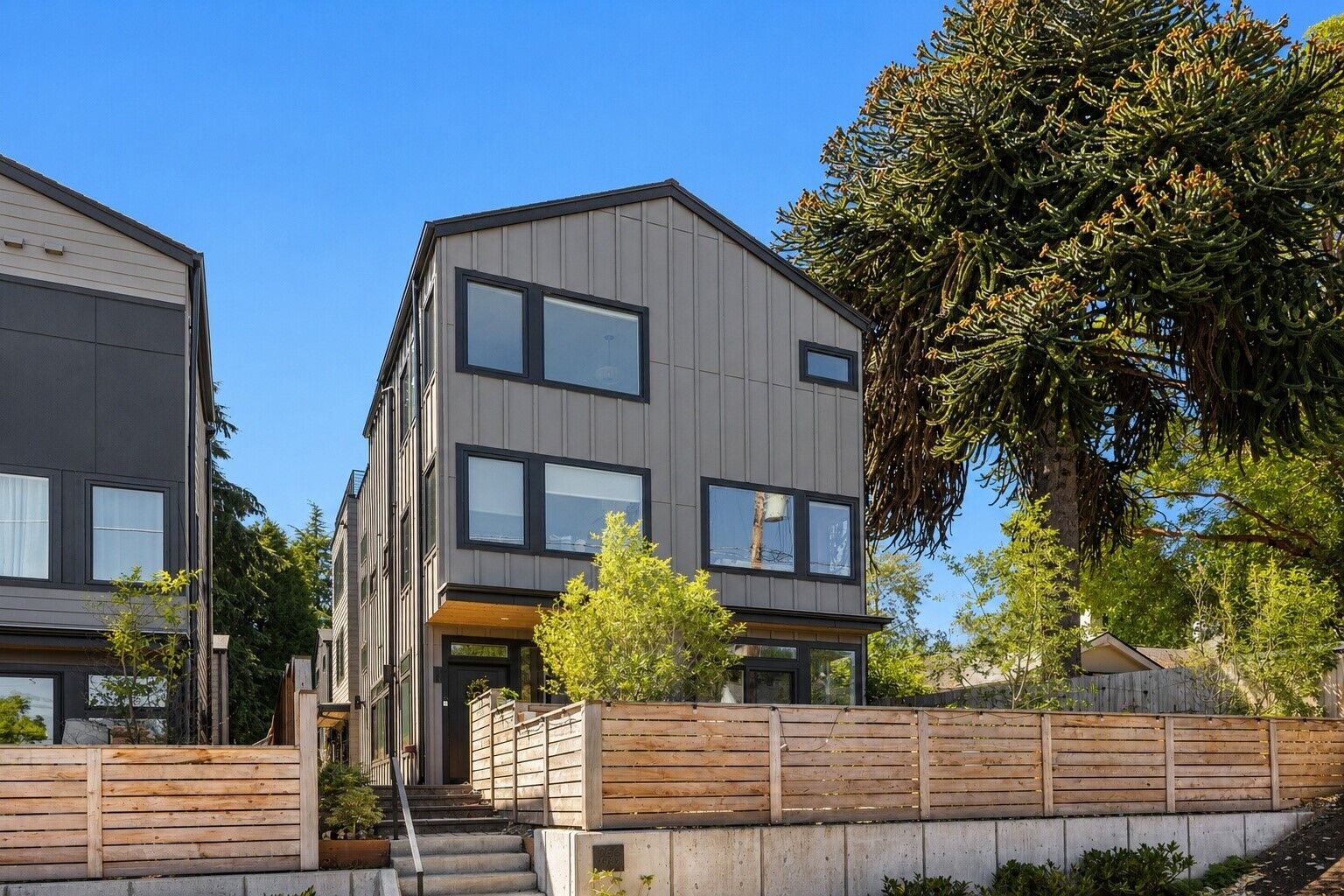 Property Photo: 1255 NE 100th Street WA 98125