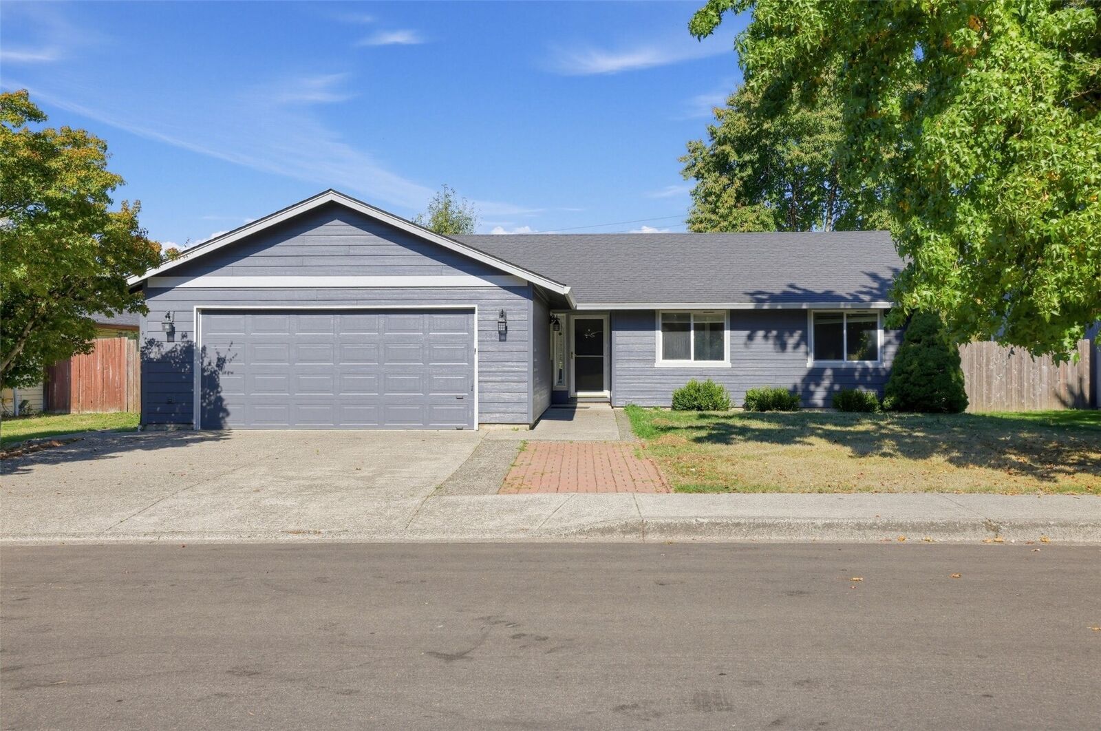 Property Photo: 14620 NE 51st Street WA 98682