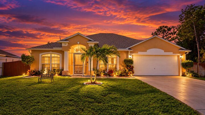 Property Photo:  4503 NW Albion Avenue  FL 34983 