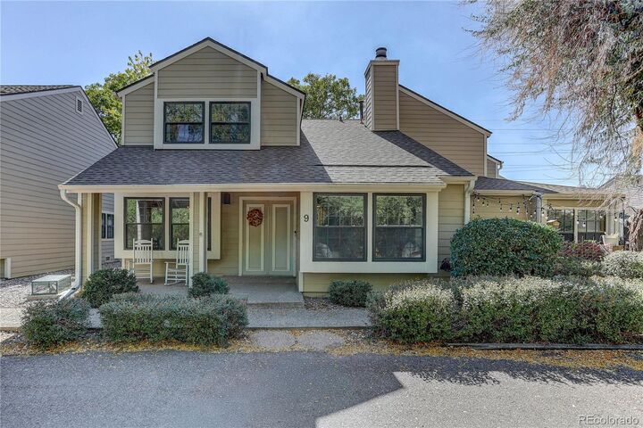 Property Photo:  1011 Pierce Street 9  CO 80214 