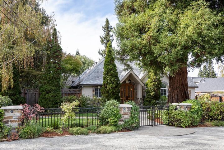 Property Photo:  716 Linden Avenue  CA 94022 