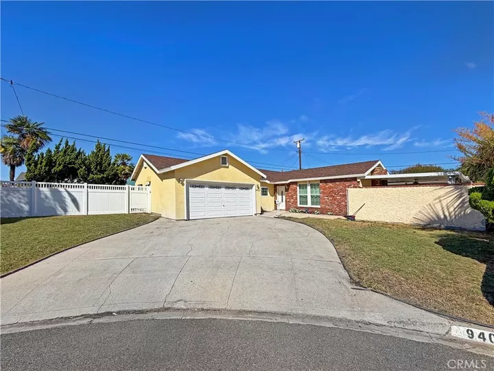 Property Photo:  9403 Irwingrove  CA 90241 