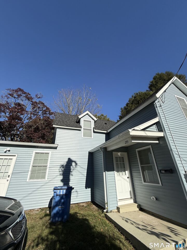 Property Photo:  293 Boswell Avenue  CT 06360 