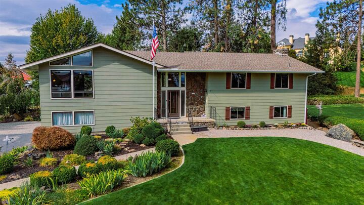 Property Photo: 7311 N Walnut Ct WA 99208