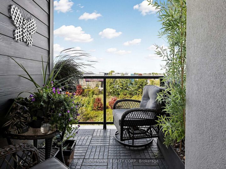 Property Photo:  630 Sauve Street 418  ON L9T 9A6 