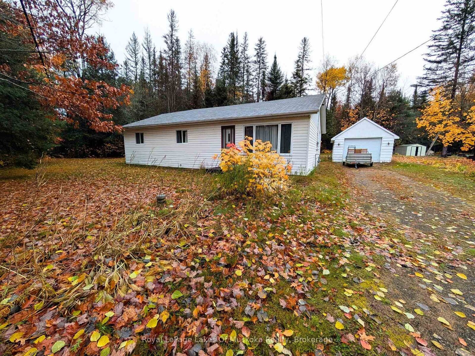 Property Photo:  64 Lakeshore Drive  ON P0A 1Z0 