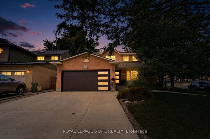 Property Photo:  50 Fusilier Drive  ON L9B 2E1 