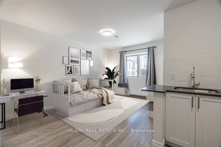 Property Photo: 608 Church Street B8 ON M4Y 2E7