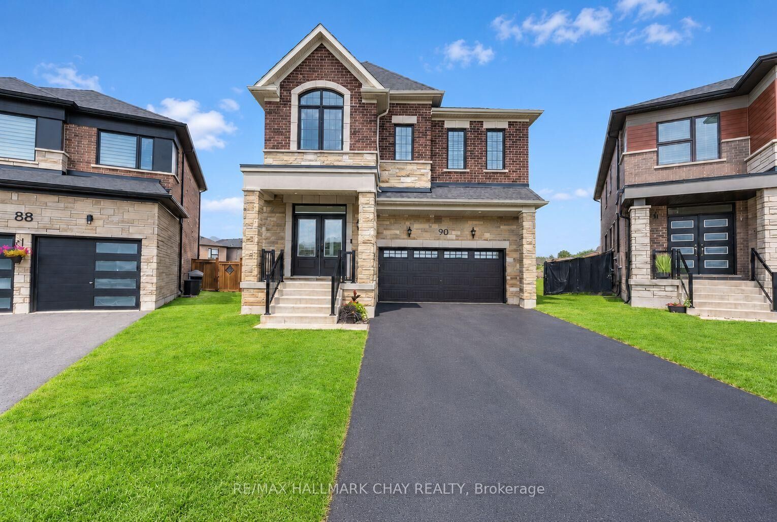 Property Photo:  90 McBride Trail  ON L9J 0Y6 