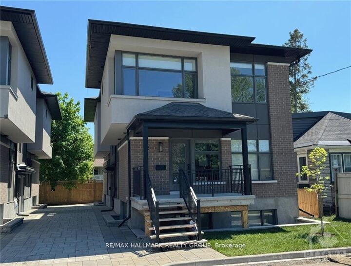 Photo de la propriété:  314 Mona Avenue  ON K1L 7A2 