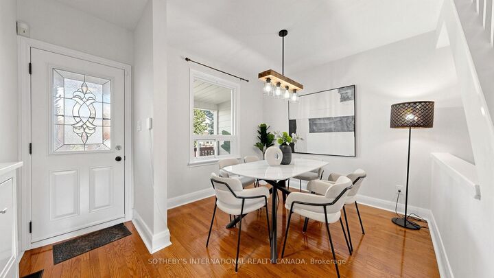 Property Photo:  213 Oakcrest Avenue  ON M4C 1B8 