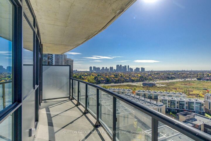 Property Photo:  65 Watergarden Drive 906  ON L5R 0G9 
