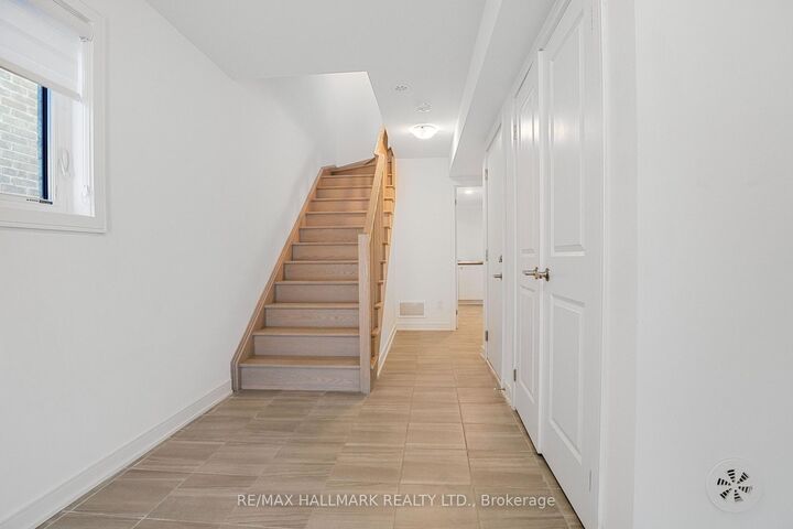 Property Photo:  48 Spry Lane  ON L9J 0N6 