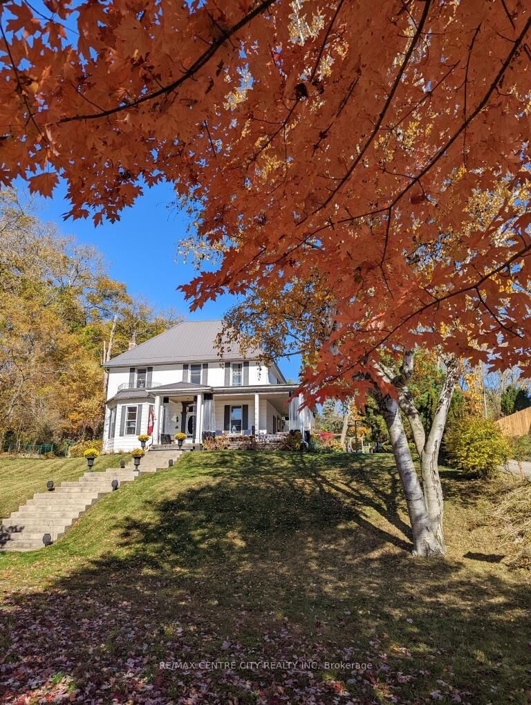 Property Photo:  337 George Street  ON N5L 1C5 