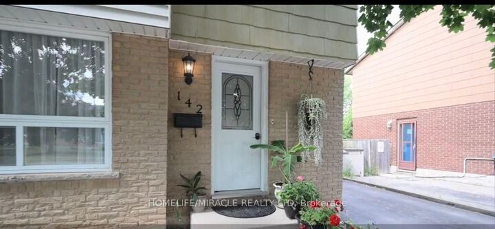 Property Photo: 142 Hillmer Road ON N1R 6N8