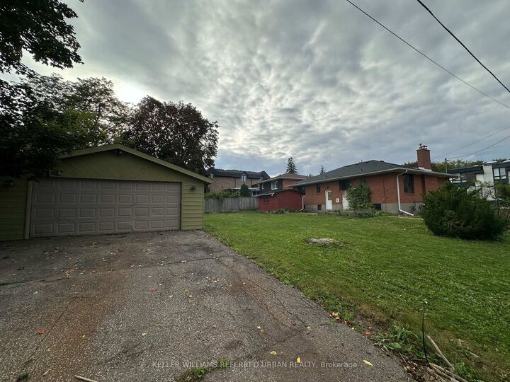 Property Photo:  153 Newton Drive  ON M2M 2N4 