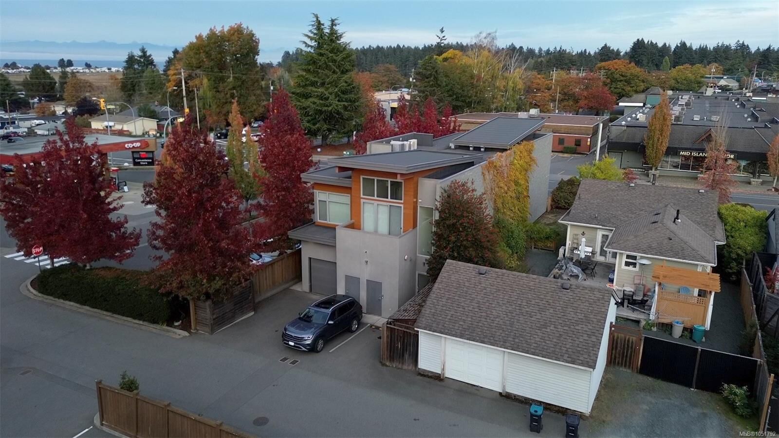 Property Photo:  139 Corfield St S #201  BC V9P 1A1 