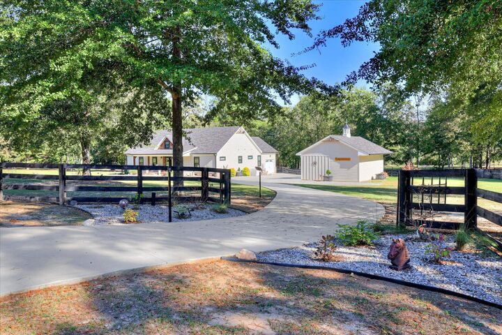 Property Photo: 3081 Rocking Horse Lane SC 29801