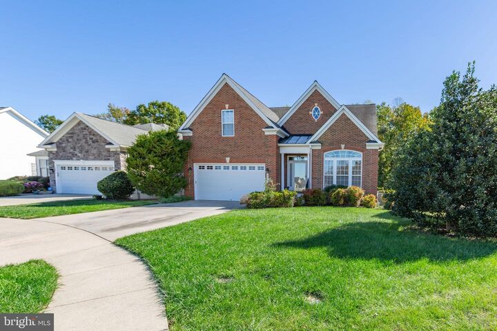 Property Photo:  5000 Sewells Pointe Way  VA 22407 