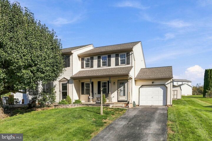 Property Photo: 403 Groffdale Road PA 17566