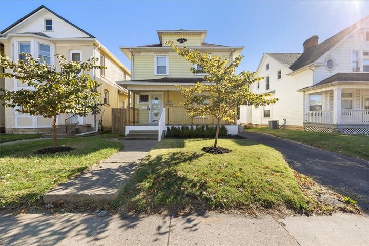 Property Photo: 1454 N Limestone Street OH 45503