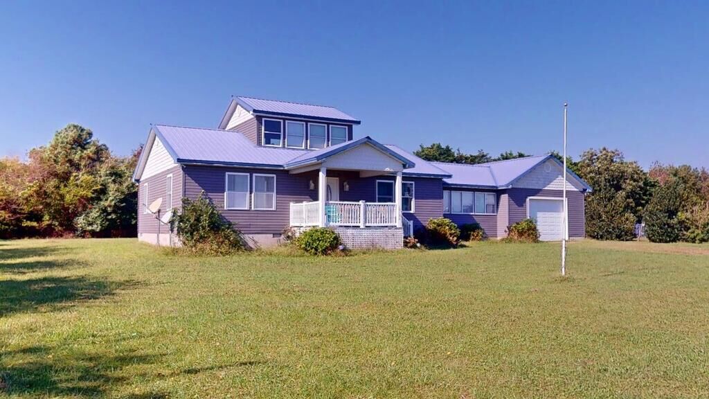 Property Photo:  19192 Glenn Dr  VA 23421 
