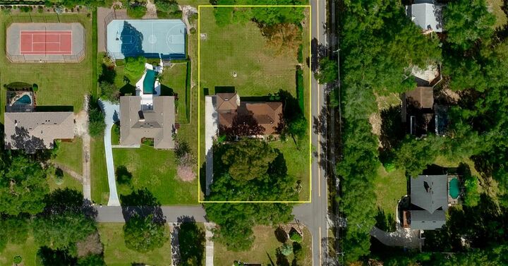 Property Photo: 9601 Ambleside Drive FL 34786