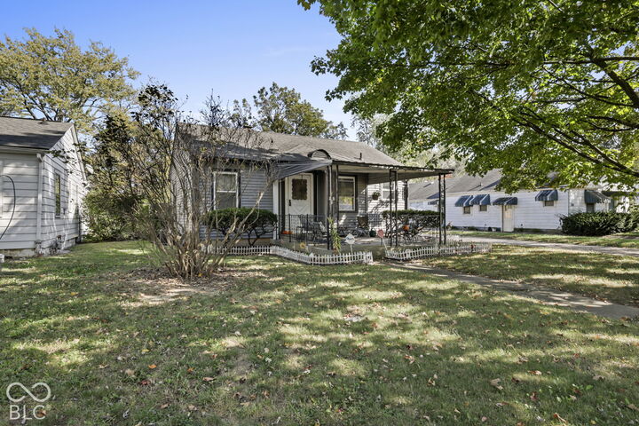 Property Photo:  2947 Westbrook Avenue  IN 46241 
