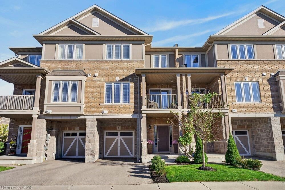 Property Photo:  9 Bloom Crescent  ON L0R 1P0 